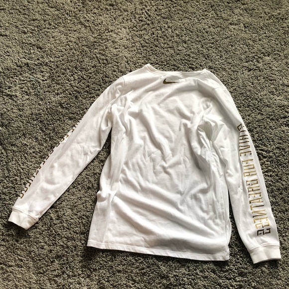 lebron long sleeve shirt